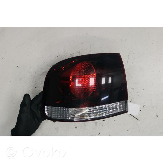 Volkswagen Touareg I Luci posteriori 7L6945095R