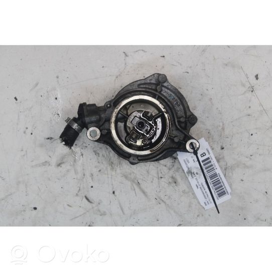 BMW 7 E65 E66 Vacuum pump 