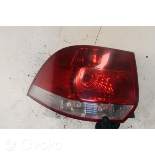 Volkswagen Golf V Lampa tylna 