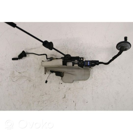 Volkswagen Polo IV 9N3 Front door lock 