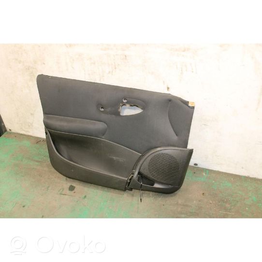 Fiat Punto (188) Etuoven verhoilu 