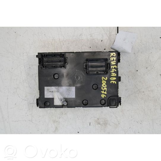 Jeep Cherokee XJ Module de fusibles, 149.50 € OVOKO