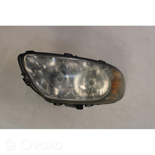 Chrysler Voyager Lampa przednia 