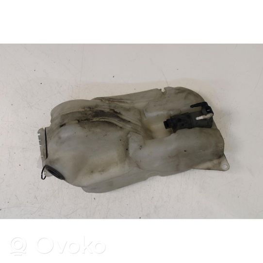 Nissan Qashqai Windshield washer fluid reservoir/tank 