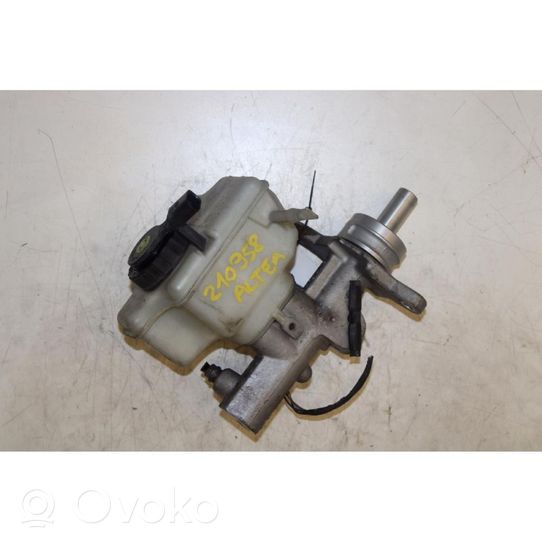 Seat Altea XL Master brake cylinder 