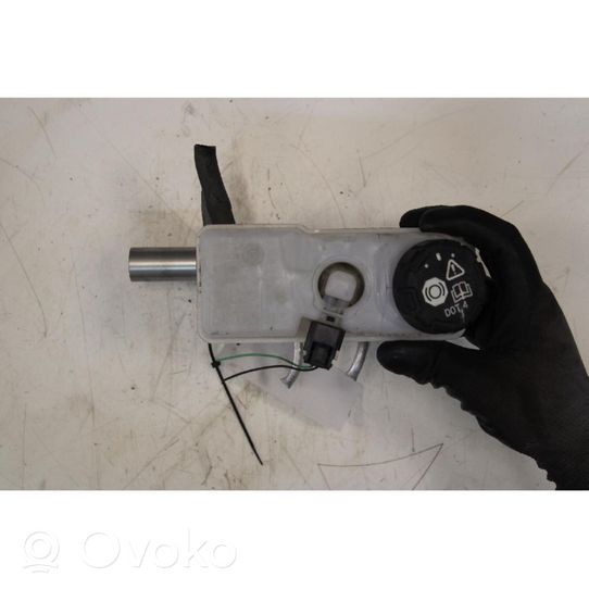 Dacia Dokker Master brake cylinder 