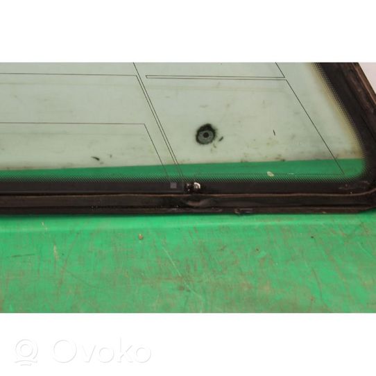 Audi A4 S4 B7 8E 8H Rear vent window glass 