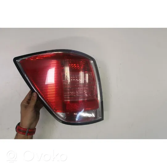 Opel Astra H Lampa tylna 