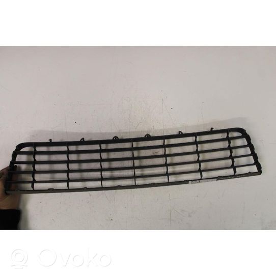 Volkswagen Golf V Grille de calandre avant 