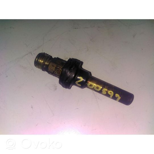 Mercedes-Benz E W124 Injecteur de carburant 