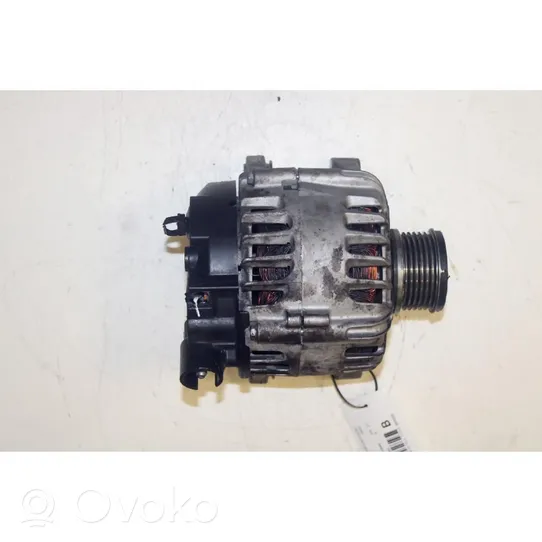 Peugeot 208 Generatore/alternatore 