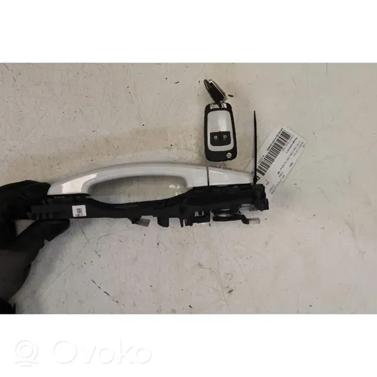 Opel Mokka X Front door exterior handle 