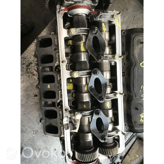 Audi A4 S4 B5 8D Engine head 