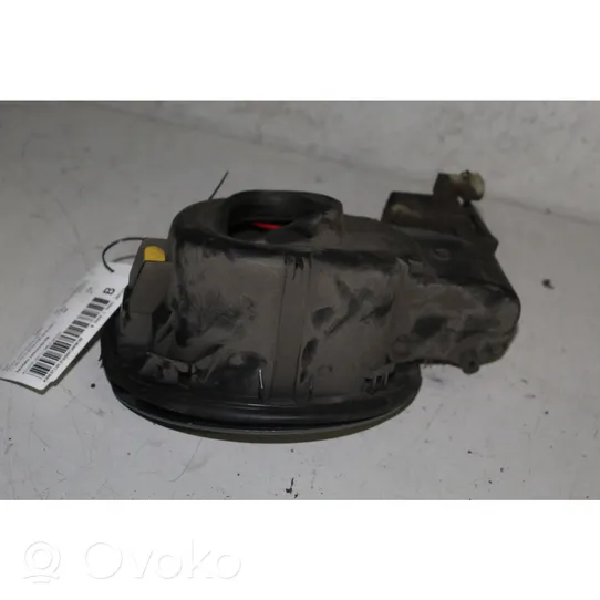 Opel Astra J Tappo del serbatoio del carburante 