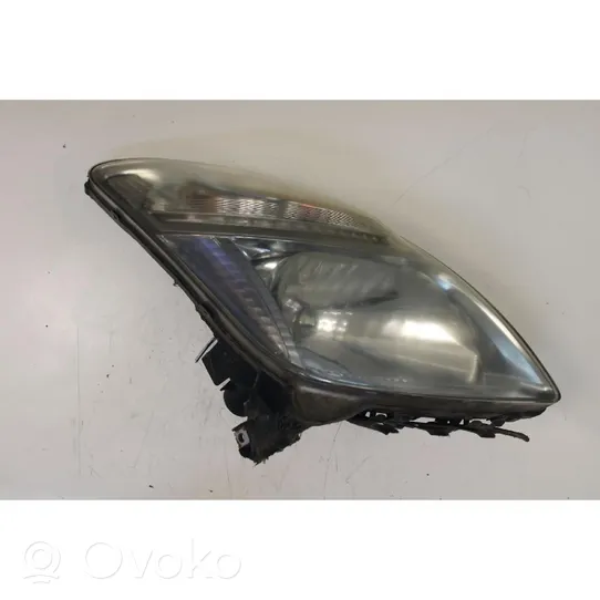 Toyota Prius (NHW20) Lampa przednia 