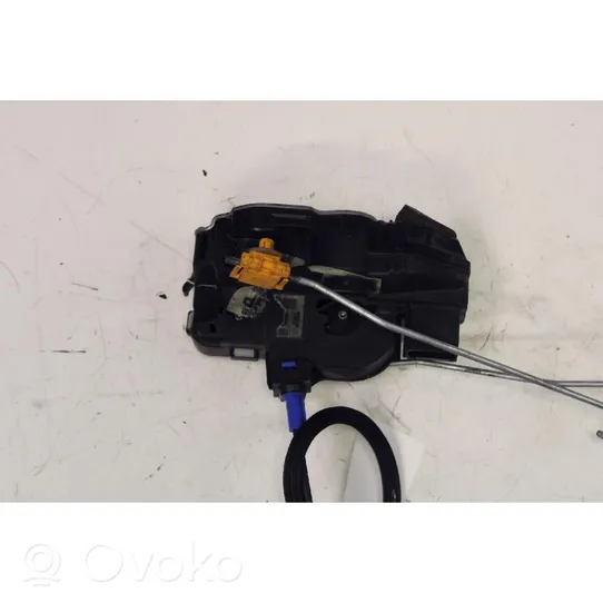 Opel Mokka Front door lock 