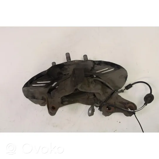 Subaru Outback Mozzo ruota anteriore 