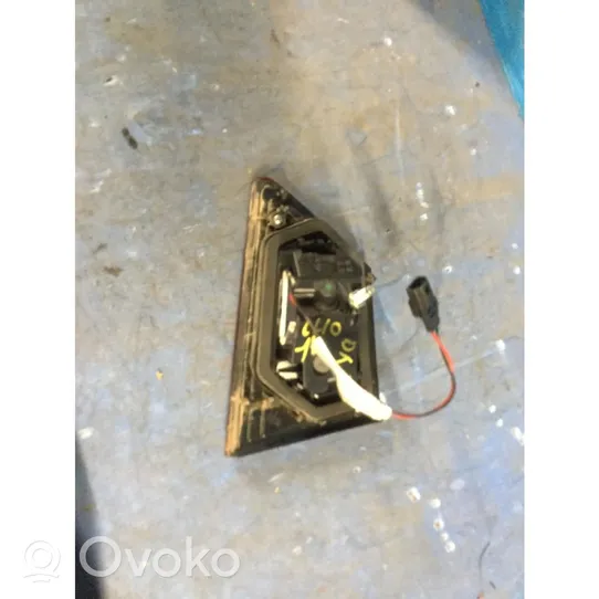 Renault Clio IV Lampa tylna 