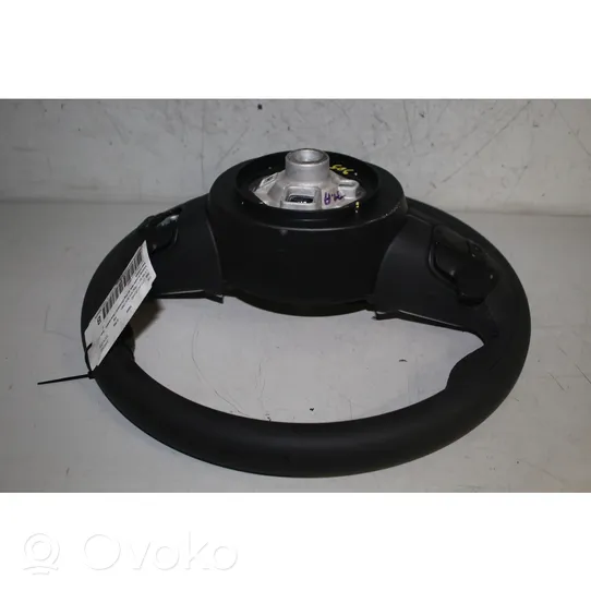 Fiat 500L Steering wheel 