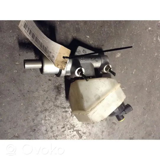 Renault Clio II Master brake cylinder 