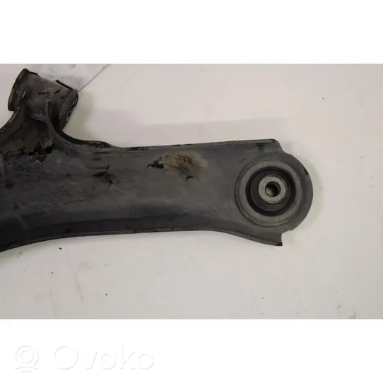 Renault Clio III Triangle bras de suspension inférieur avant 