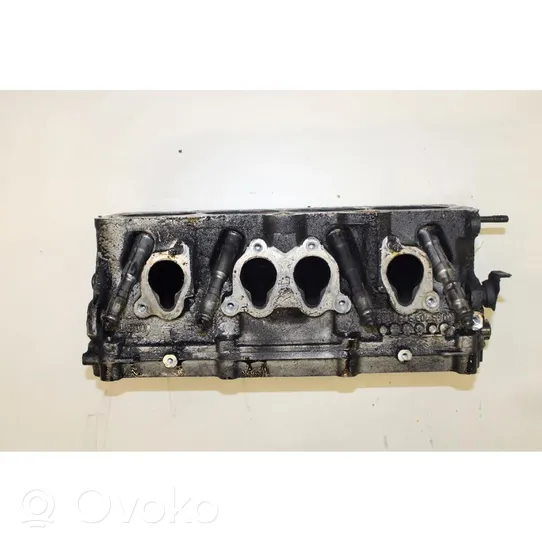 Volkswagen Touran I Engine head 