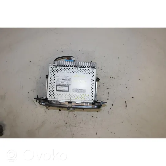 Opel Agila B Radio/CD/DVD/GPS-pääyksikkö 