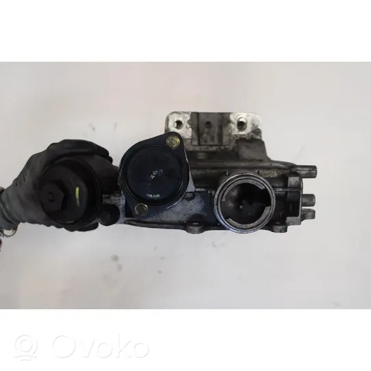 Volkswagen Golf V Halterung Ölfilter / Ölkühler 