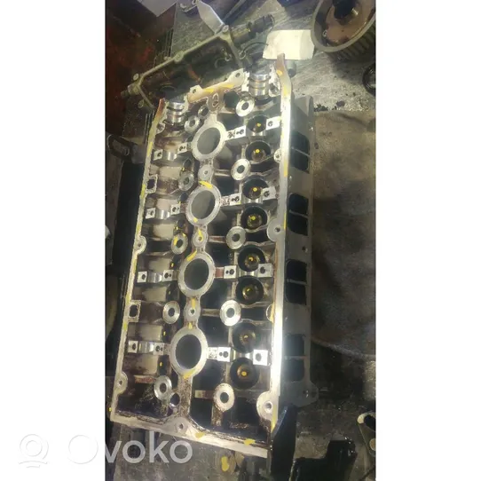 Opel Astra J Engine head 