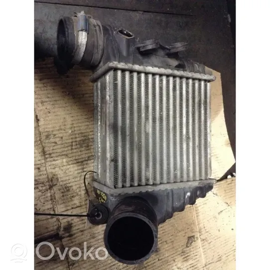 Volkswagen Golf IV Chłodnica powietrza doładowującego / Intercooler 