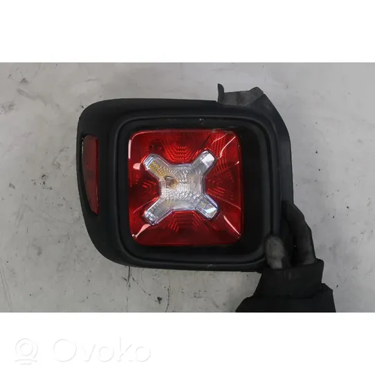 Jeep Renegade Lampa tylna 