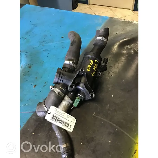 Ford Focus C-MAX Thermostat/thermostat housing 