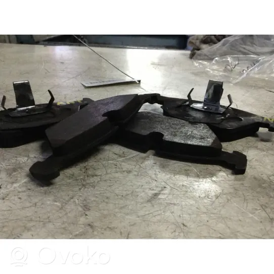 BMW 5 E39 Brake pads (front) 