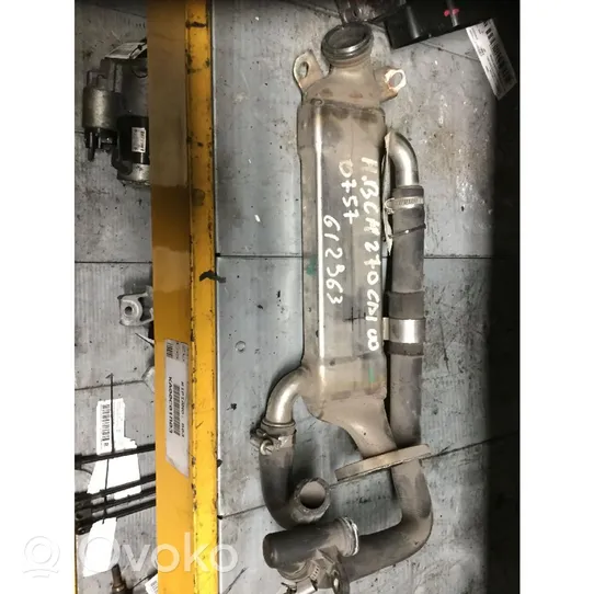 Mercedes-Benz ML W163 EGR-venttiilin/lauhduttimen kiinnike 