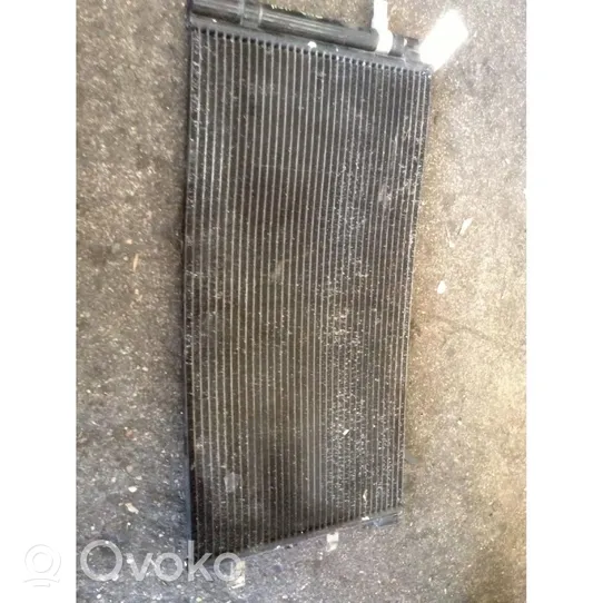 Audi A4 S4 B8 8K Jäähdyttimen lauhdutin (A/C) 