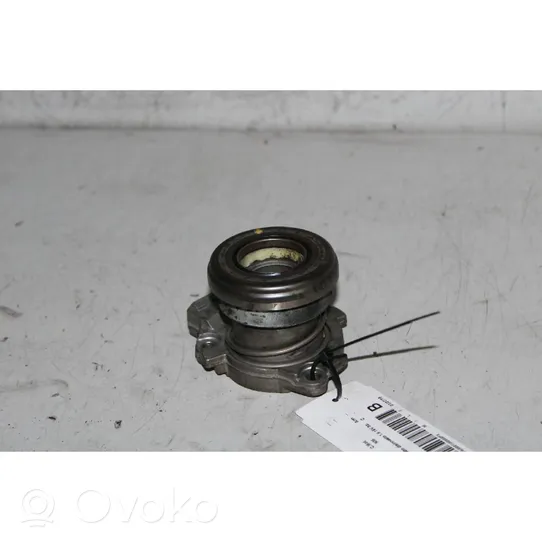 Opel Zafira A Clutch slave cylinder 