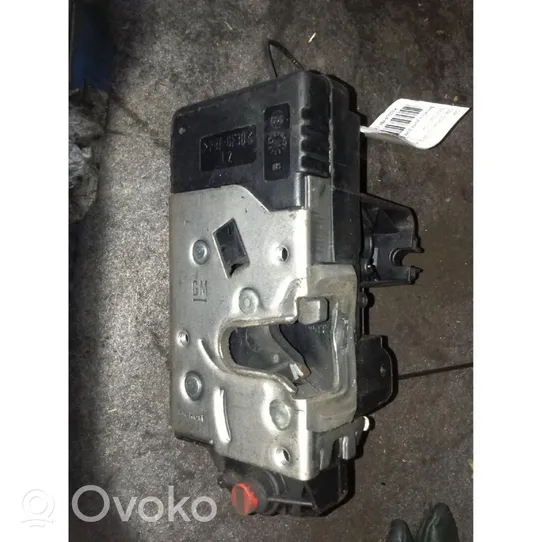 Opel Corsa C Etuoven lukko 