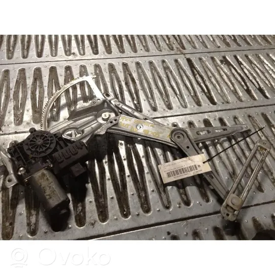 Opel Zafira A Front door electric window regulator 