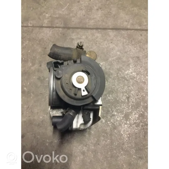 Audi A4 S4 B5 8D Valvola corpo farfallato 