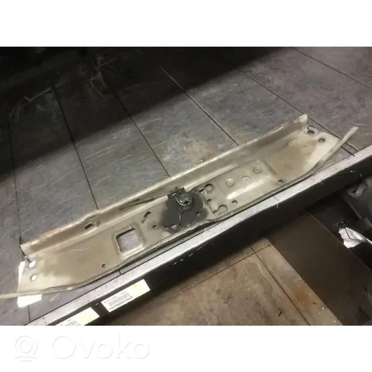 Opel Astra H Pannello di supporto del radiatore 