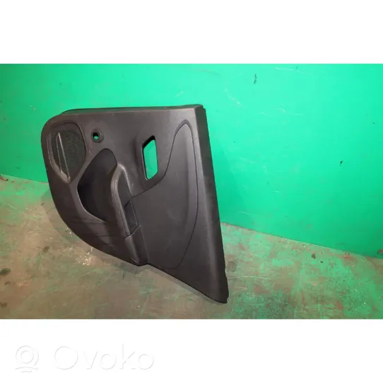 Opel Corsa F Takaoven verhoilu 