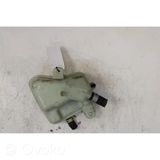 Honda CR-V Coolant expansion tank/reservoir 