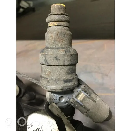 Peugeot 106 Fuel injector 