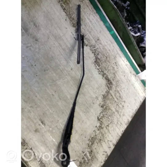 Alfa Romeo 159 Front wiper blade arm 