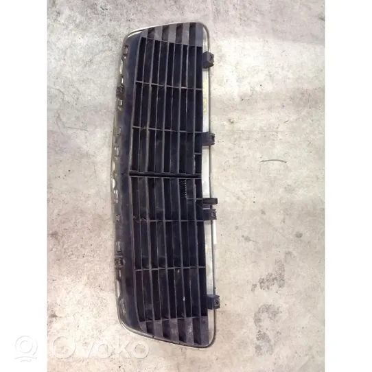 Mercedes-Benz CLK A208 C208 Grille de calandre avant 