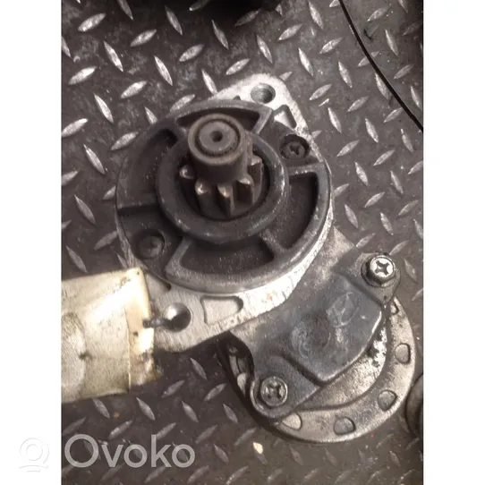 KIA Carens I Starter motor 