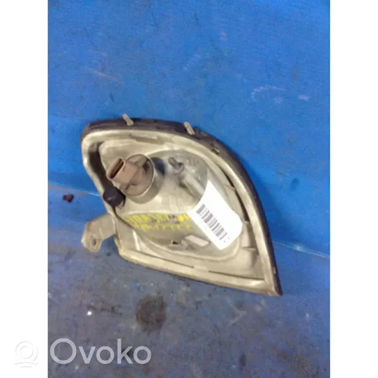 Hyundai Trajet Lampa przednia 