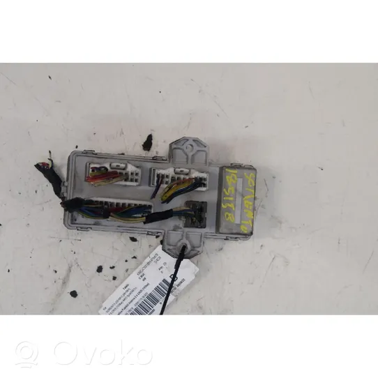 KIA Sorento Fuse module 