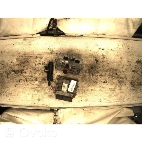 Fiat Doblo Oven keskuslukituksen ohjausyksikön moduuli 