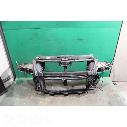 Volkswagen Touareg I Radiator support slam panel 